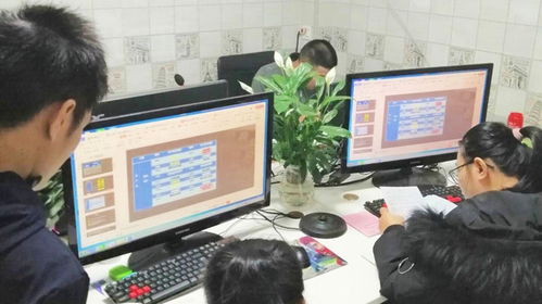 南寧英才電腦教育 一站式掌握計(jì)算機(jī)技術(shù)與會(huì)計(jì)實(shí)務(wù)